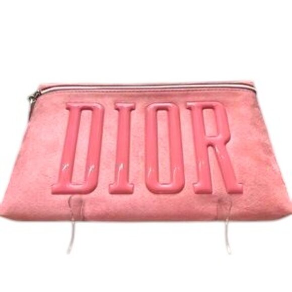 DIOR LARGE PINK 3D LOGO
CLUTCH "DIOR" IN SUEDE AND IN PINK.
NWOT RARE NEW!! - Picture 4 of 7